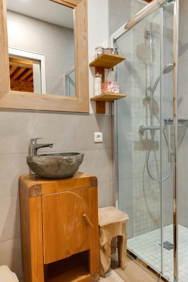 La Cour Filaterie - Suite Of 30 Sq M In The Annecy Breakfast Included ภายนอก รูปภาพ