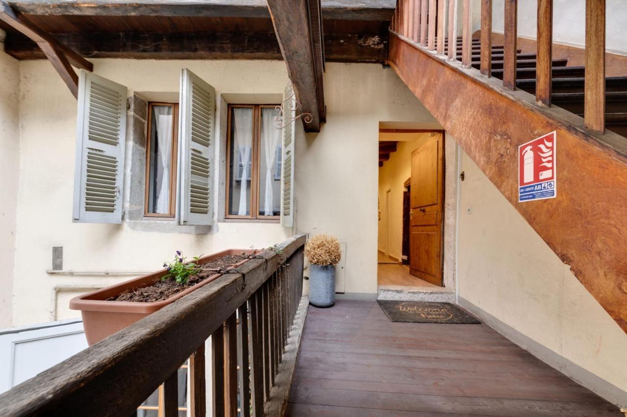 La Cour Filaterie - Suite Of 30 Sq M In The Annecy Breakfast Included ภายนอก รูปภาพ